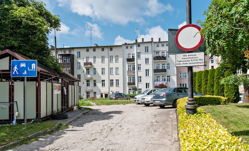 Planują przebudować parking przy urzędzie zdjęcie nr 351422