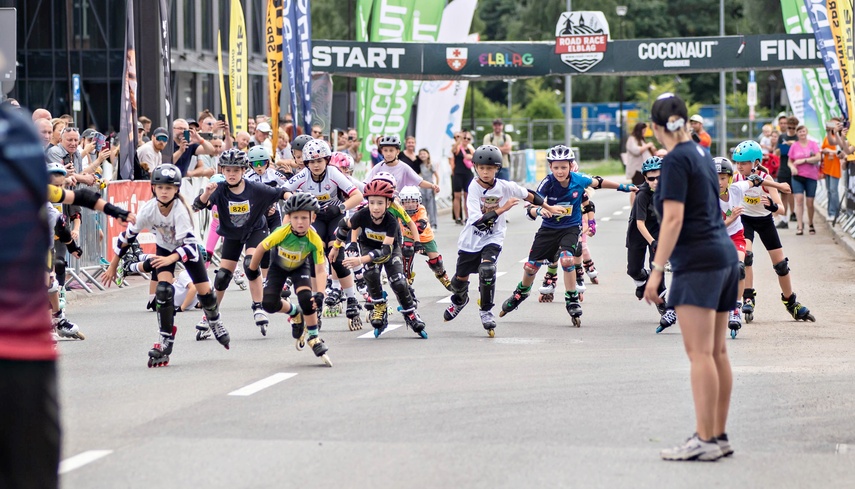 Ścigali się na szosie i rolkach. Road Race w Elblągu zdjęcie nr 351593