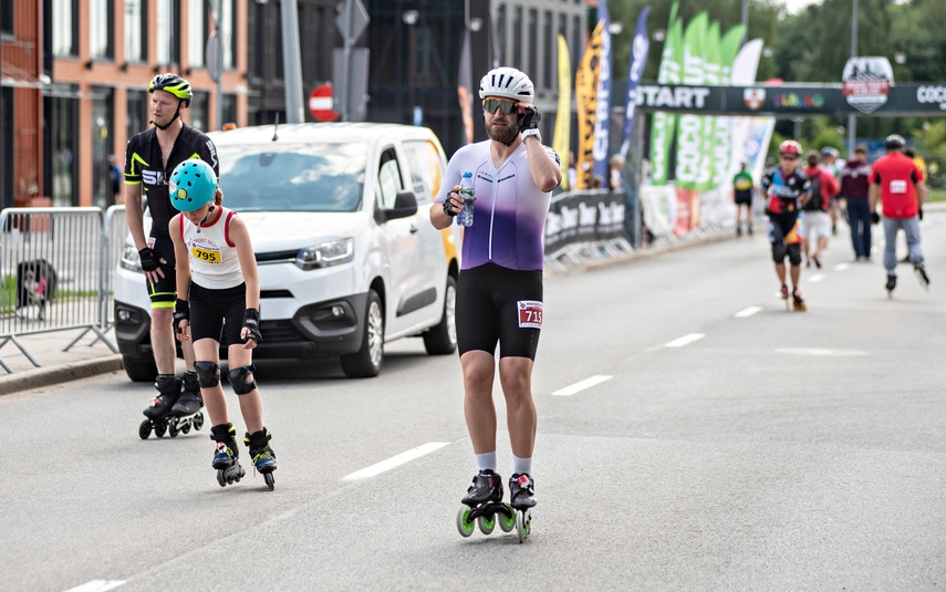 Ścigali się na szosie i rolkach. Road Race w Elblągu zdjęcie nr 351554