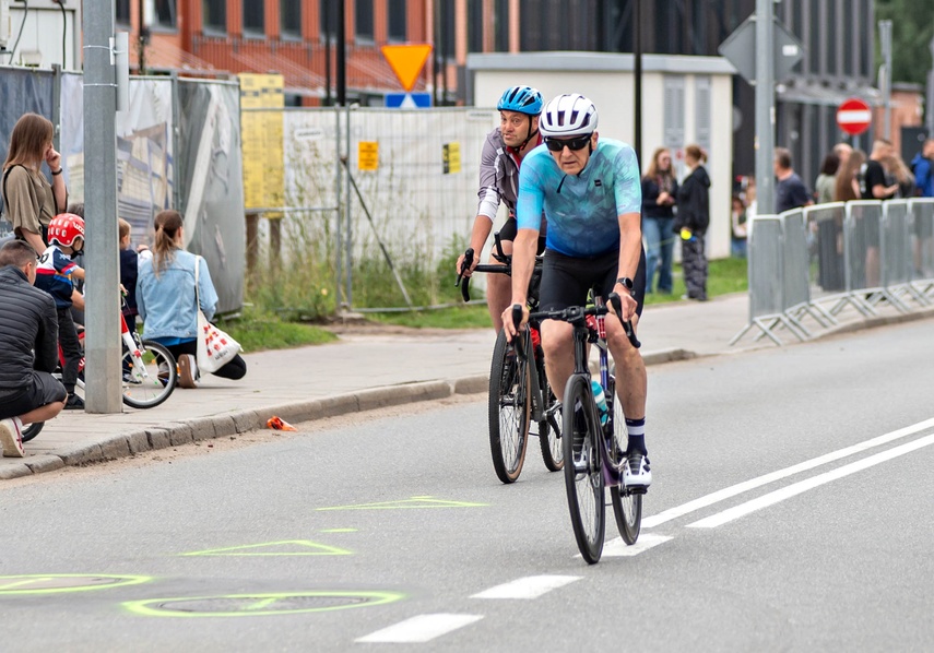 Ścigali się na szosie i rolkach. Road Race w Elblągu zdjęcie nr 351507