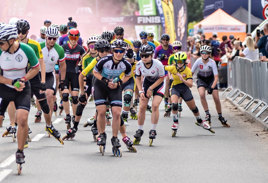 Ścigali się na szosie i rolkach. Road Race w Elblągu zdjęcie nr 351575