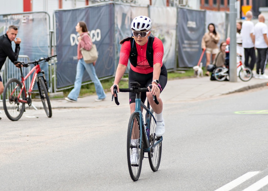 Ścigali się na szosie i rolkach. Road Race w Elblągu zdjęcie nr 351512