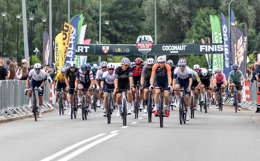 Ścigali się na szosie i rolkach. Road Race w Elblągu zdjęcie nr 351465