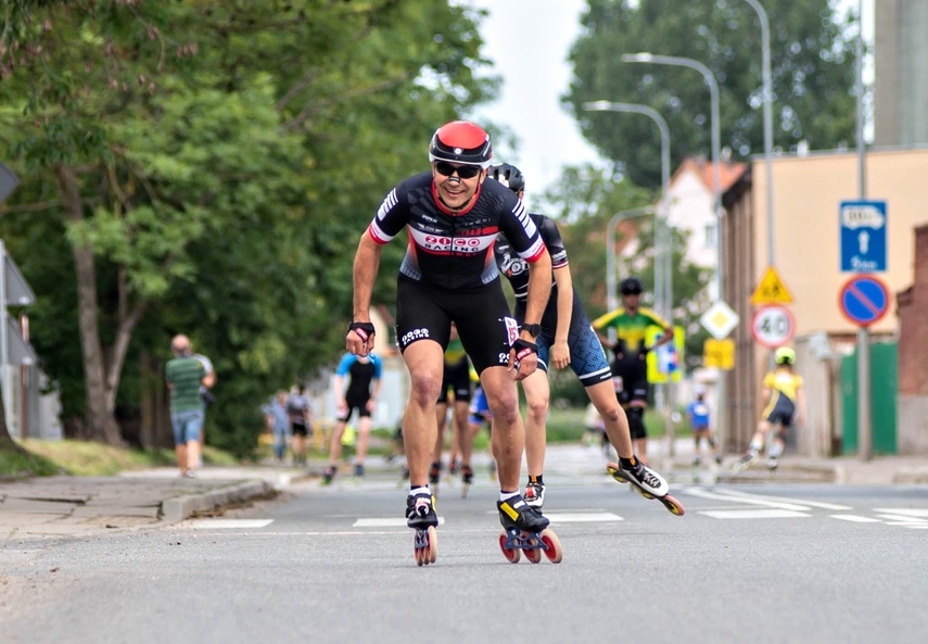 Ścigali się na szosie i rolkach. Road Race w Elblągu zdjęcie nr 351564
