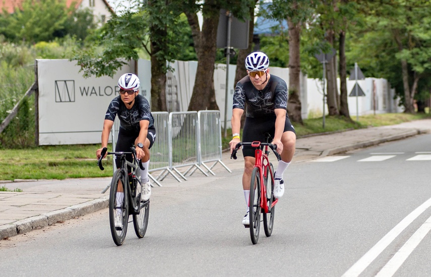 Ścigali się na szosie i rolkach. Road Race w Elblągu zdjęcie nr 351454
