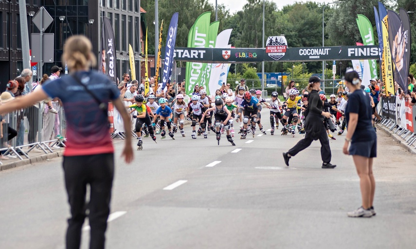 Ścigali się na szosie i rolkach. Road Race w Elblągu zdjęcie nr 351592