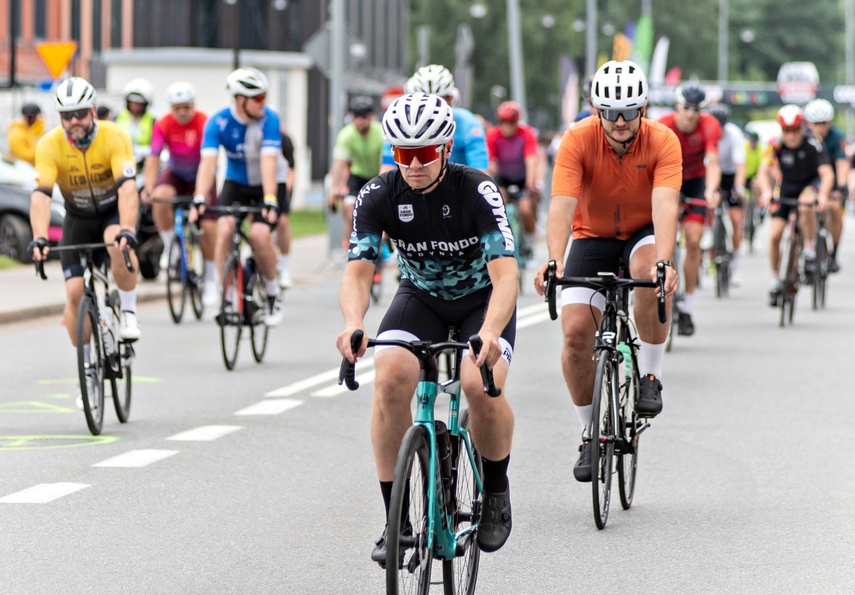 Ścigali się na szosie i rolkach. Road Race w Elblągu zdjęcie nr 351476