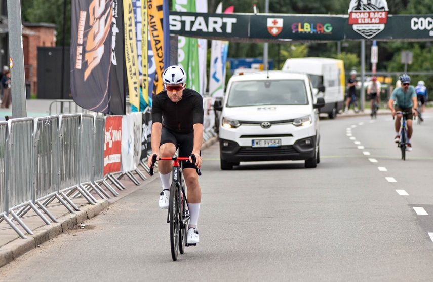 Ścigali się na szosie i rolkach. Road Race w Elblągu zdjęcie nr 351441