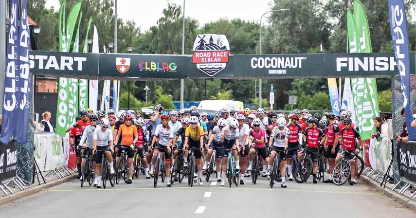 Ścigali się na szosie i rolkach. Road Race w Elblągu zdjęcie nr 351485