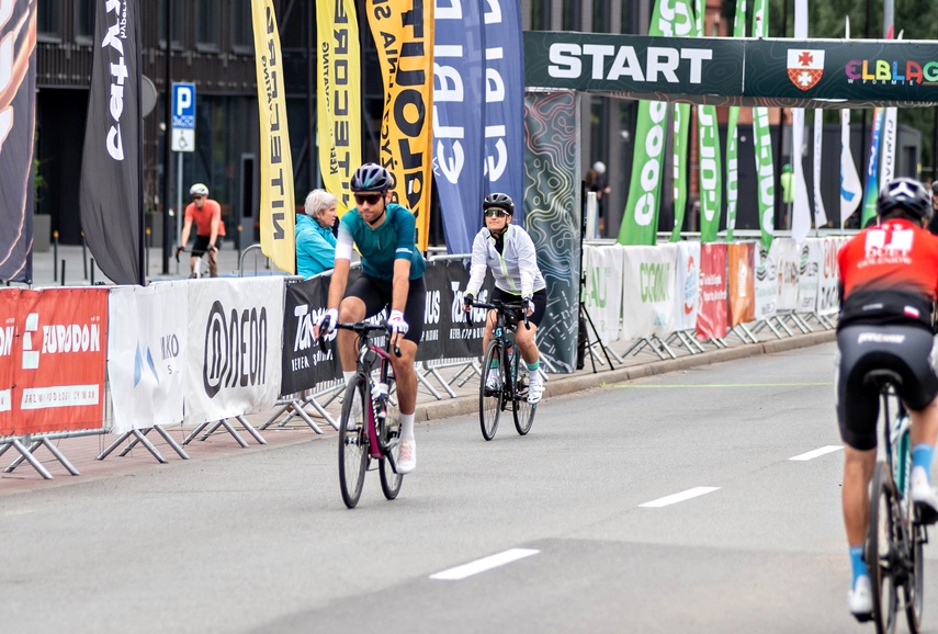 Ścigali się na szosie i rolkach. Road Race w Elblągu zdjęcie nr 351443