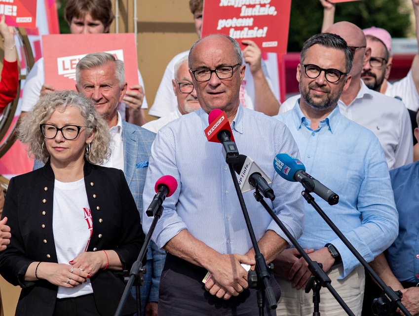 Lewica chwali się sukcesami podczas letniej trasy zdjęcie nr 351616