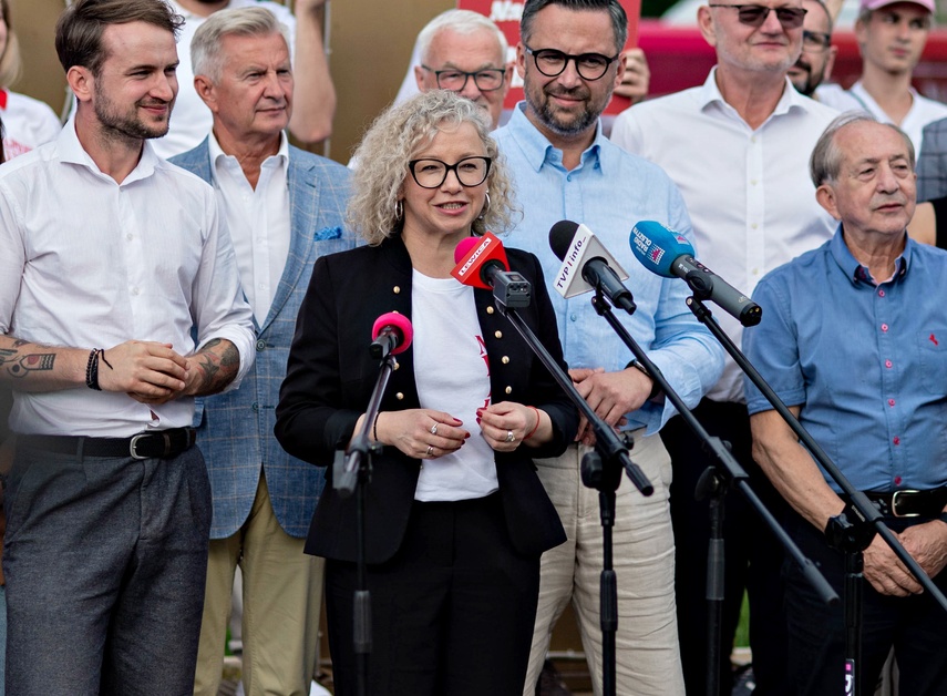 Lewica chwali się sukcesami podczas letniej trasy zdjęcie nr 351613