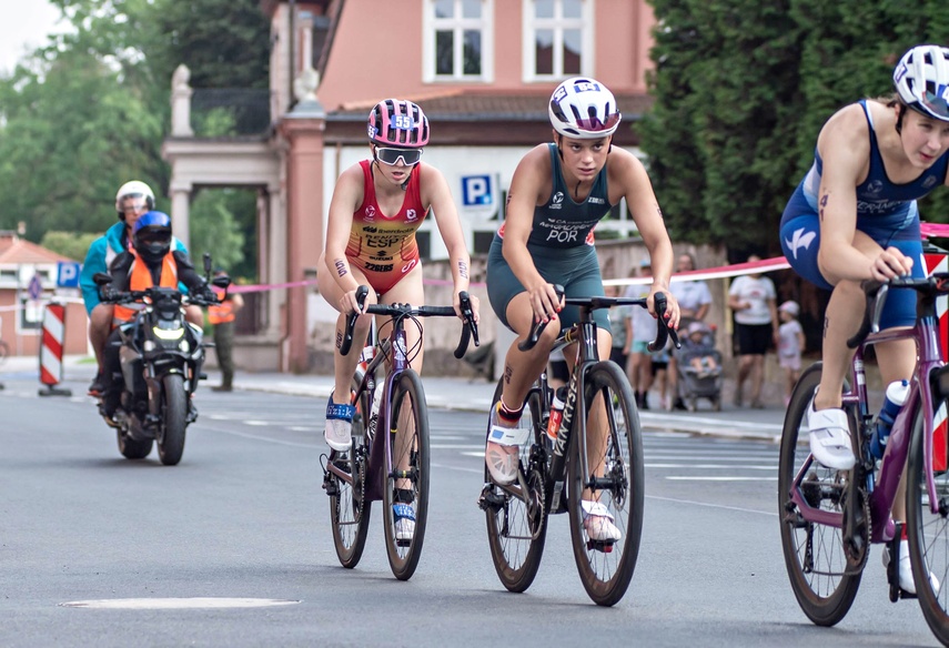 Triathlonowe Mistrzostwa Europy w Elblągu wystartowały zdjęcie nr 351849