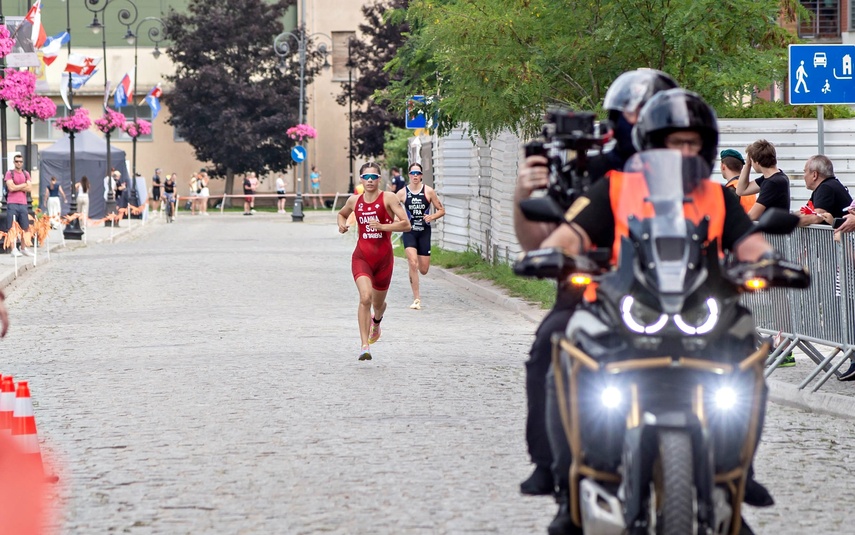 Triathlonowe Mistrzostwa Europy w Elblągu wystartowały zdjęcie nr 351887