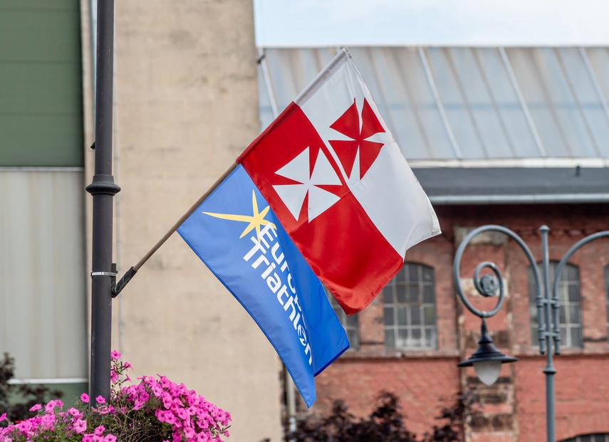 Triathlonowe Mistrzostwa Europy w Elblągu wystartowały zdjęcie nr 351842