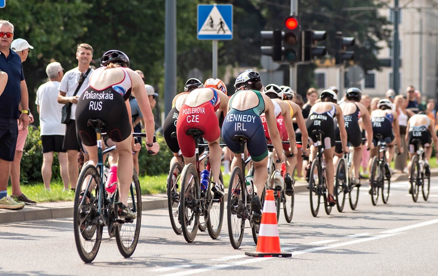 Triathlonowe Mistrzostwa Europy w Elblągu wystartowały zdjęcie nr 351857