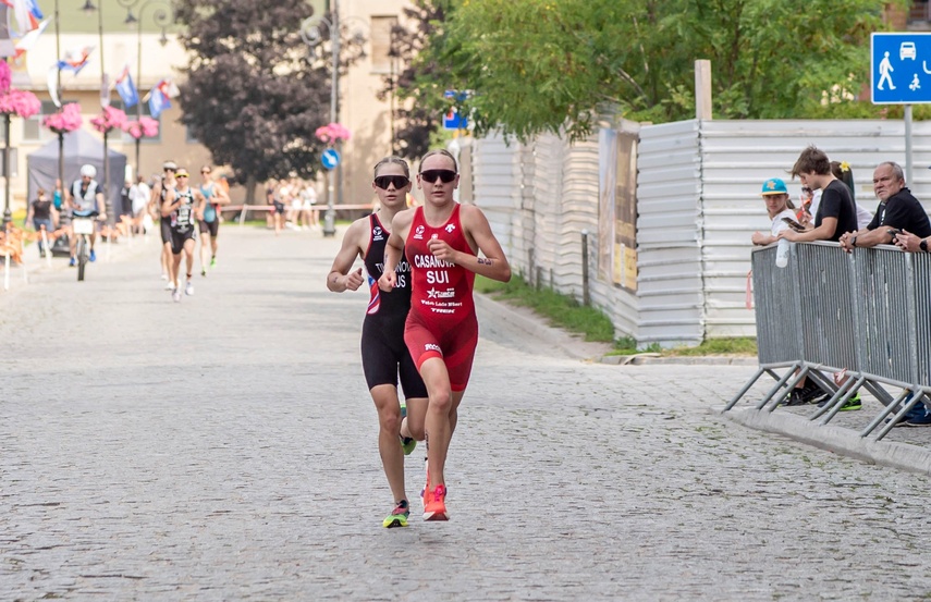 Triathlonowe Mistrzostwa Europy w Elblągu wystartowały zdjęcie nr 351889