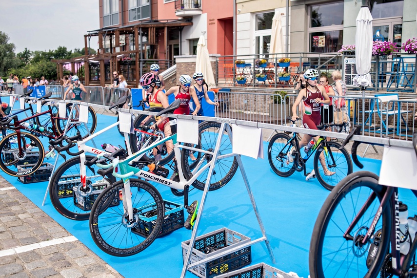 Triathlonowe Mistrzostwa Europy w Elblągu wystartowały zdjęcie nr 351885