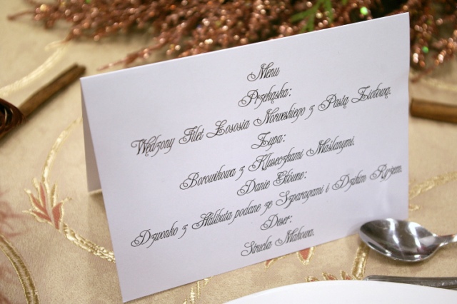 Menu z aranżacji stworzonej przez Joannę Jędraszyk.