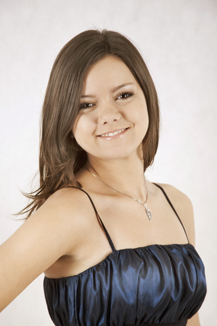 Kandydatka z numerem 16 – Natalia Jasińska
wiek: 18 lat
wymiary: 89/62/89
wzrost: 168cm
miejsce