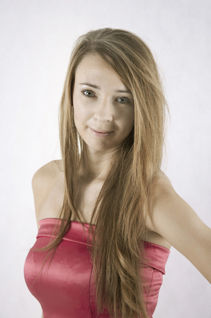 Kandydatka z numerem 21 – Aleksandra Fronczak 
wiek: 22 lata
wymiary: 89/63/90
wzrost: 172cm
miejsce