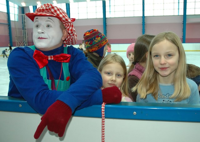Elbląg Bajki na lodzie