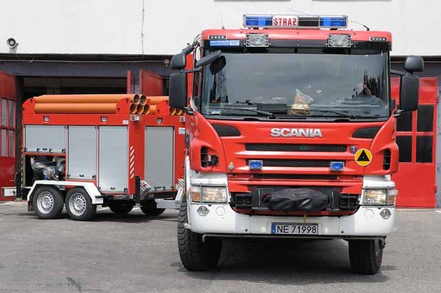 Wyjazd strażaków na tereny zalane wodą zdjęcie nr 35093
