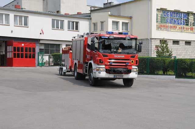 Wyjazd strażaków na tereny zalane wodą zdjęcie nr 35095