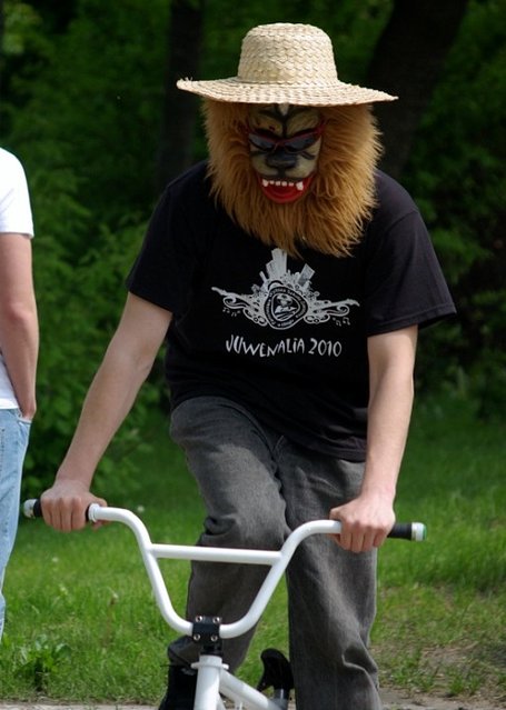 Miasto w rękach studentów zdjęcie nr 35105