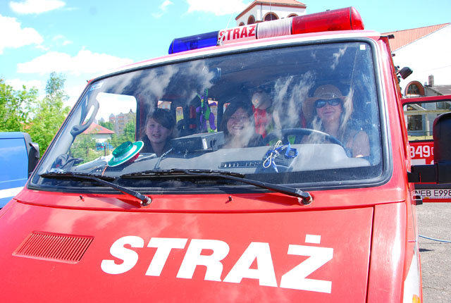 Festyn rodzinny w SP nr 16 zdjęcie nr 35547