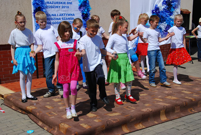 Festyn rodzinny w SP nr 16 zdjęcie nr 35540