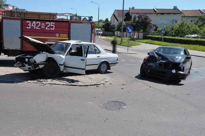 Groźna kolizja na skrzyżowaniu zdjęcie nr 37018