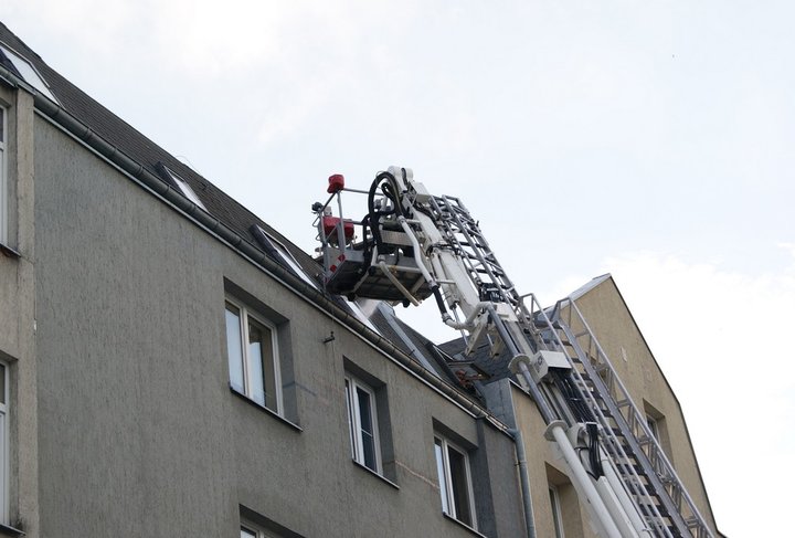 Akcja strażaków przy Bałuckiego zdjęcie nr 37503