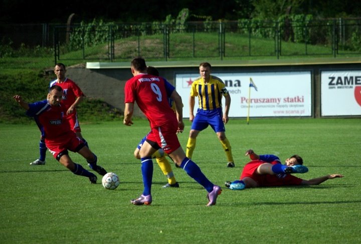 Derbowe zwycięstwo Olimpii 2004 zdjęcie nr 38457