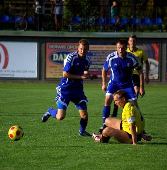 Wygrana Olimpii 2004 po zaciętym meczu zdjęcie nr 39323