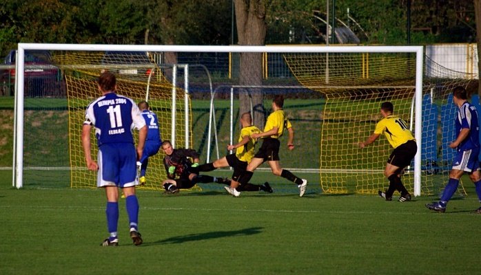 Wygrana Olimpii 2004 po zaciętym meczu zdjęcie nr 39336