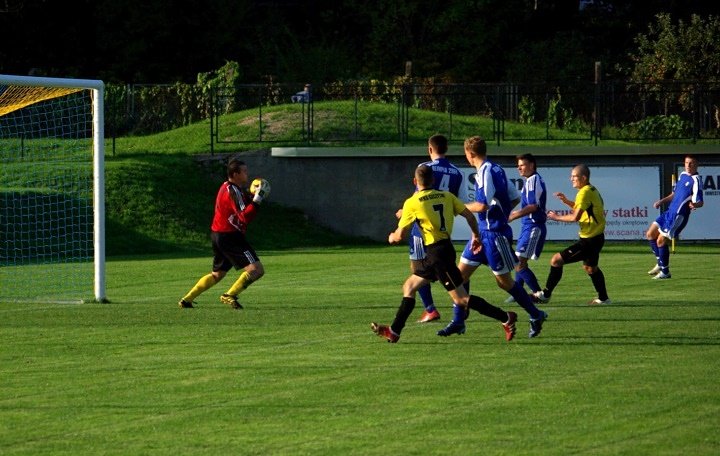 Wygrana Olimpii 2004 po zaciętym meczu zdjęcie nr 39326