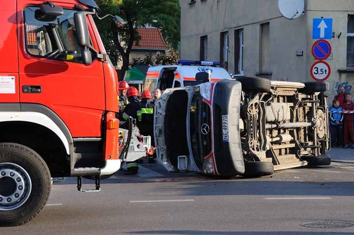 Wypadek karetki zdjęcie nr 39682