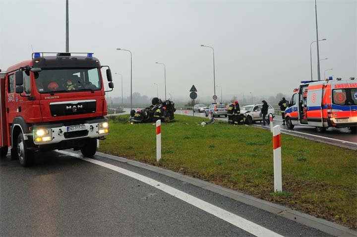 Wypadek na zjeździe z S22 zdjęcie nr 40997