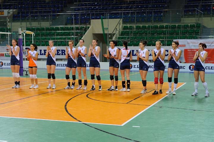 Siatkarki Orła wygrały z UKS Ozorków 3:2 zdjęcie nr 41427