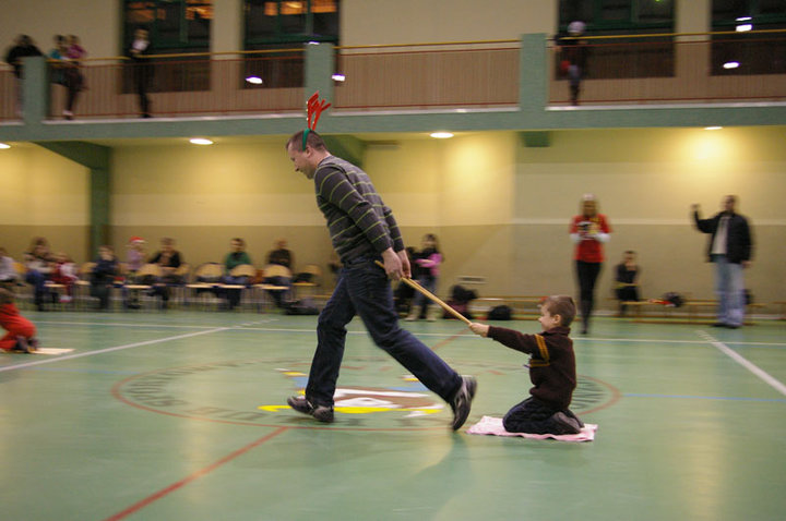 Mikołajowa zabawa w SP 12 zdjęcie nr 41727