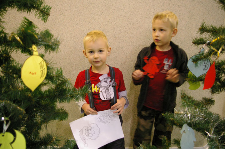 Mikołajowa zabawa w SP 12 zdjęcie nr 41707