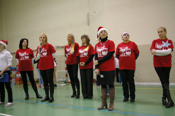 Mikołajowa zabawa w SP 12 zdjęcie nr 41711