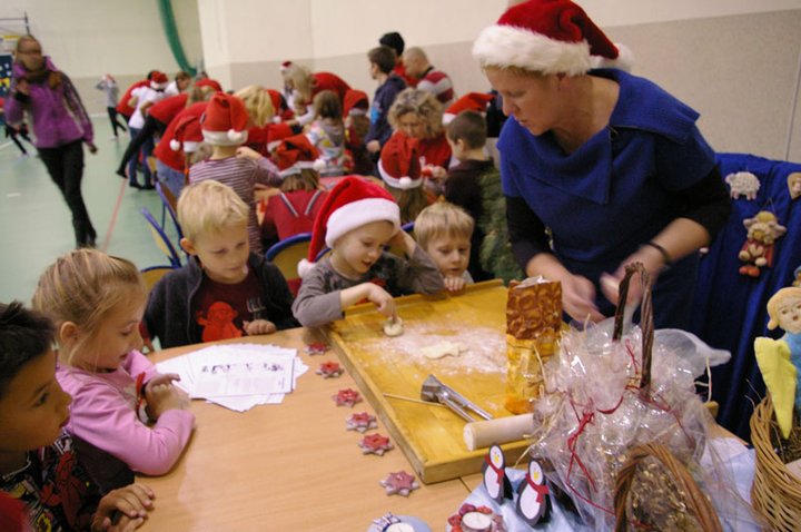 Mikołajowa zabawa w SP 12 zdjęcie nr 41717