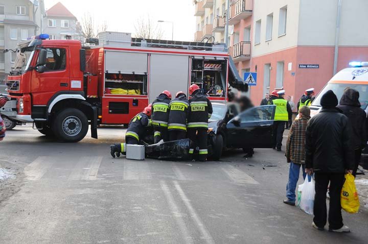 Groźna kolizja na Mickiewicza zdjęcie nr 42656