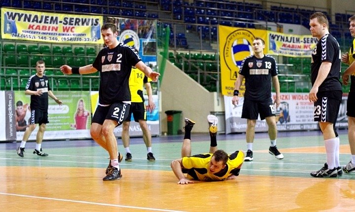 Wójcik Meble-Techtrans Elbląg - AZS AWF Warszawa 32:29 (16:16) zdjęcie nr 43310