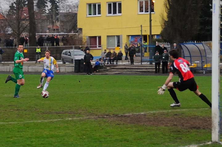 Olimpia Elbląg - Pelikan Łowicz 1:0 zdjęcie nr 43399