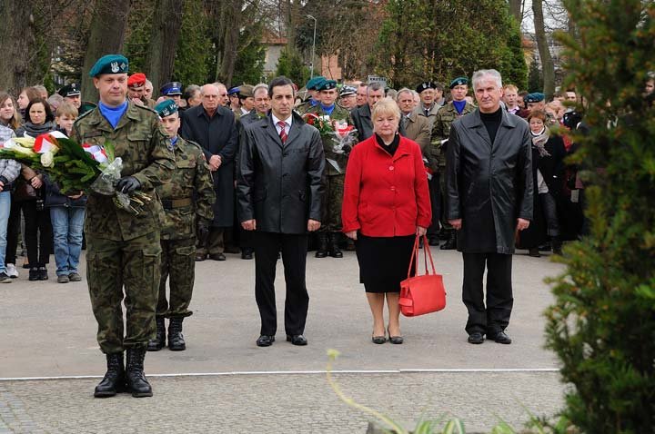 Uroczyste obchody 71. rocznicy Zbrodni Katyńskiej zdjęcie nr 43445