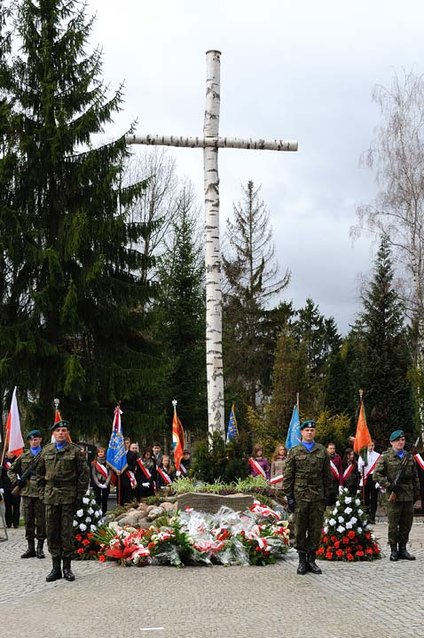 Uroczyste obchody 71. rocznicy Zbrodni Katyńskiej zdjęcie nr 43451