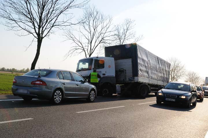 Kazimierzowo - wypadek na "siódemce" zdjęcie nr 43842